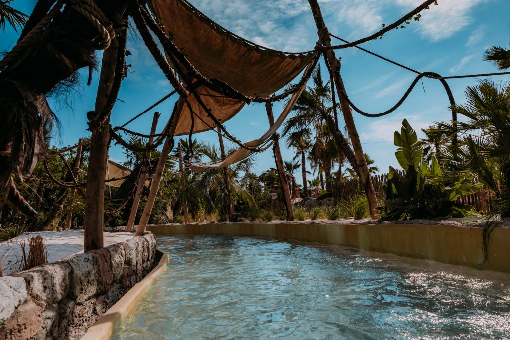 roatan caribe bay