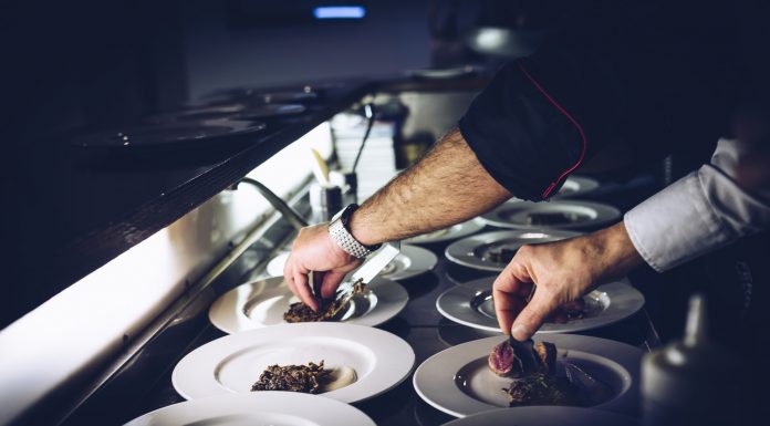 Five Restaurant: tutti i gusti del delivery in un unico ordine five restaurant